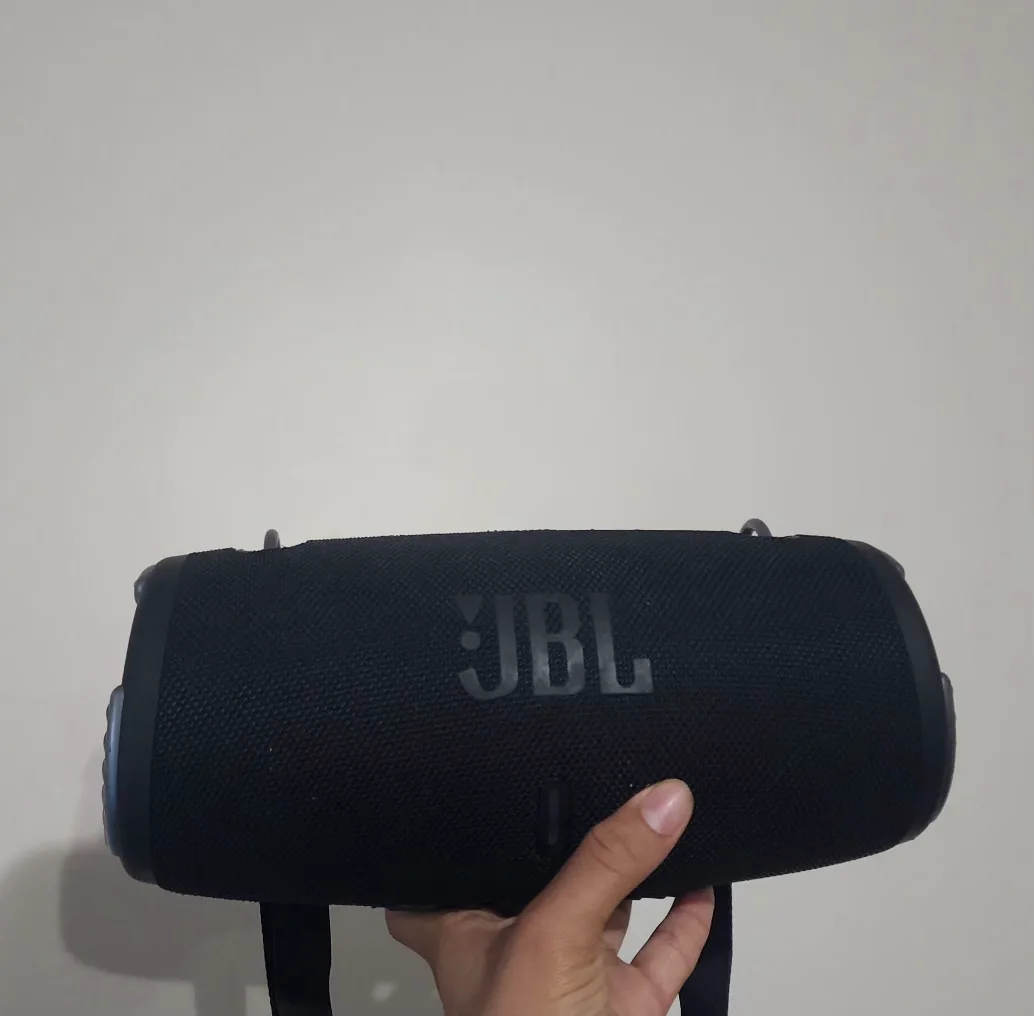 JBL Xtreme 3 Speaker - Black ( rep ) u can offer me or trade thumbnail