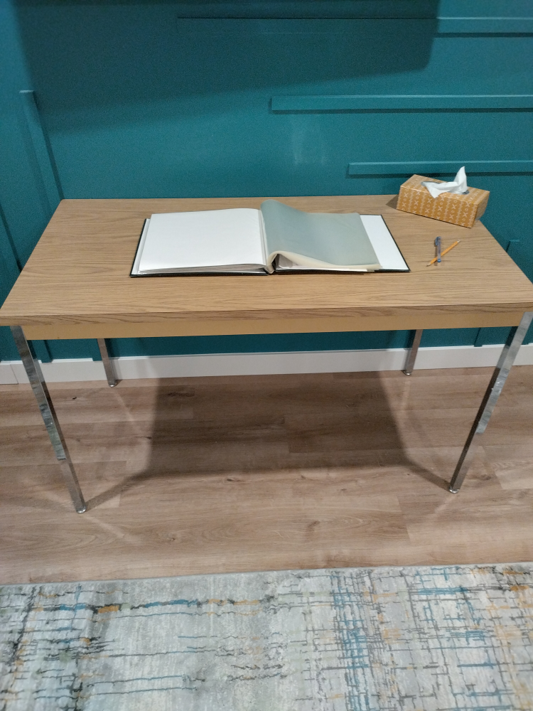 Metal desk or side table