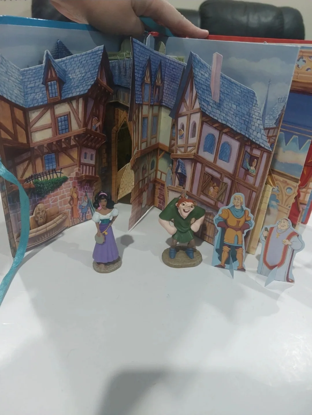 free pop-up book image indicator(2)