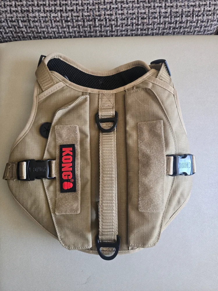 KONG Dog Harness - Size M thumbnail