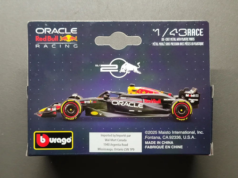 Burago Oracle Red Bull Racing 1/43 Scale image indicator(2)