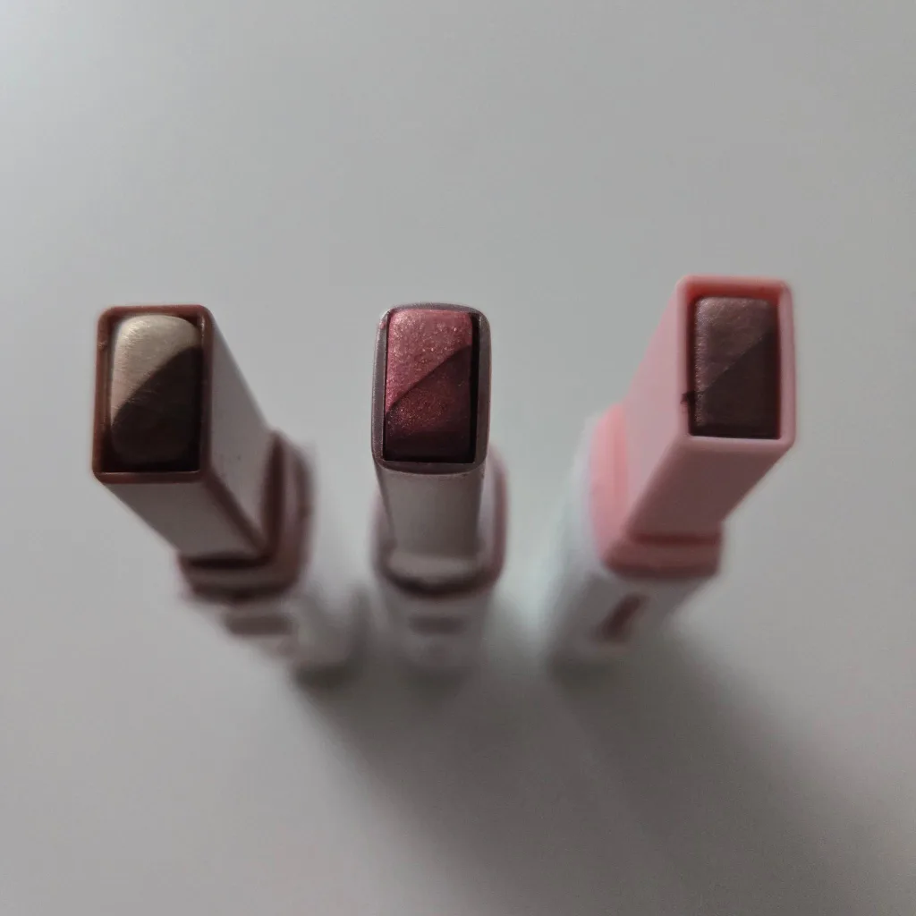 NEW - Makeup Bundle: NYX, L.A. Colors, Fafamg image indicator(2)