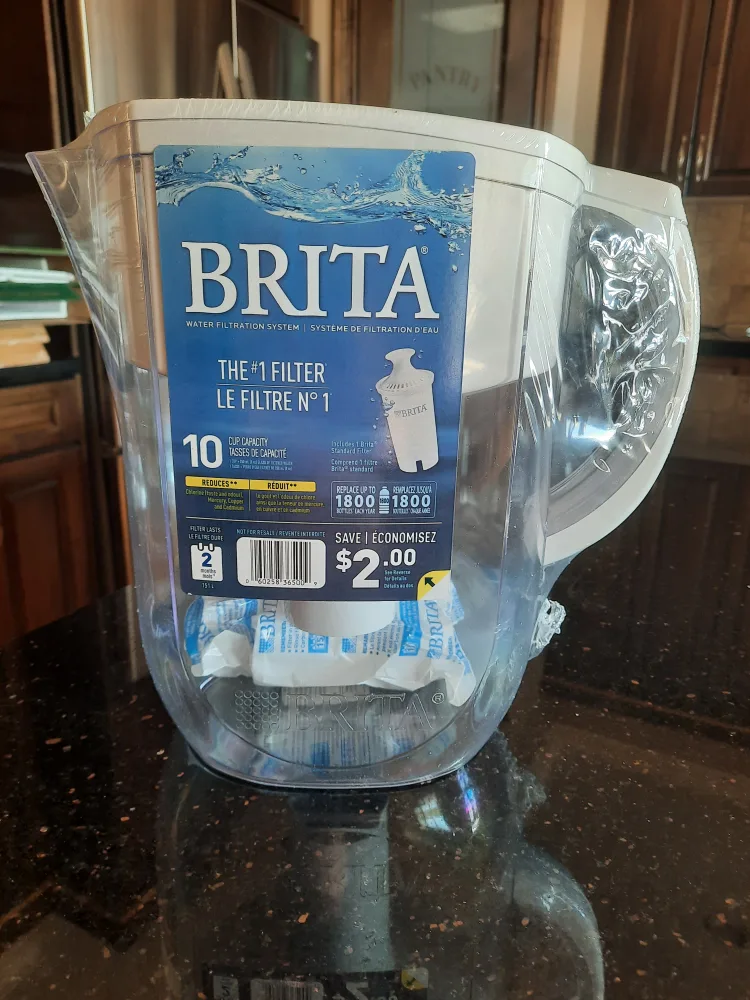 New sealed Brita pitcher and 1 filter