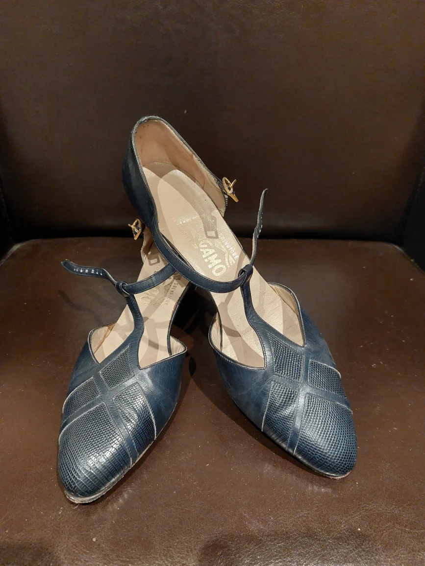 Vintage Salvatore Ferragamo Blue Leather Heels - Size 6.5 AA thumbnail