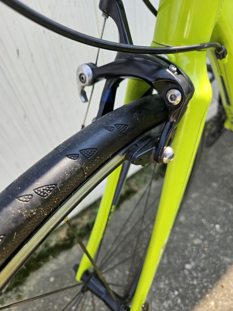 Fuji Two.3 Road Bike - Lime Green - photo 4