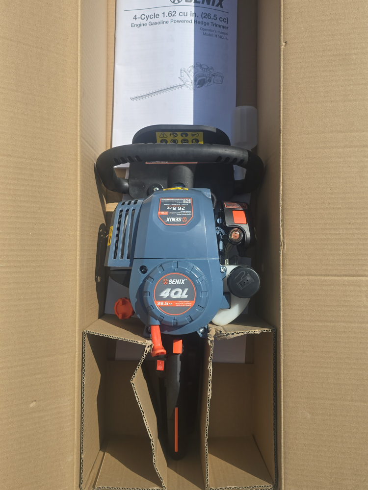 Senix HT4QL-L 4-Cycle Hedge Trimmer - New in Box! - photo 2