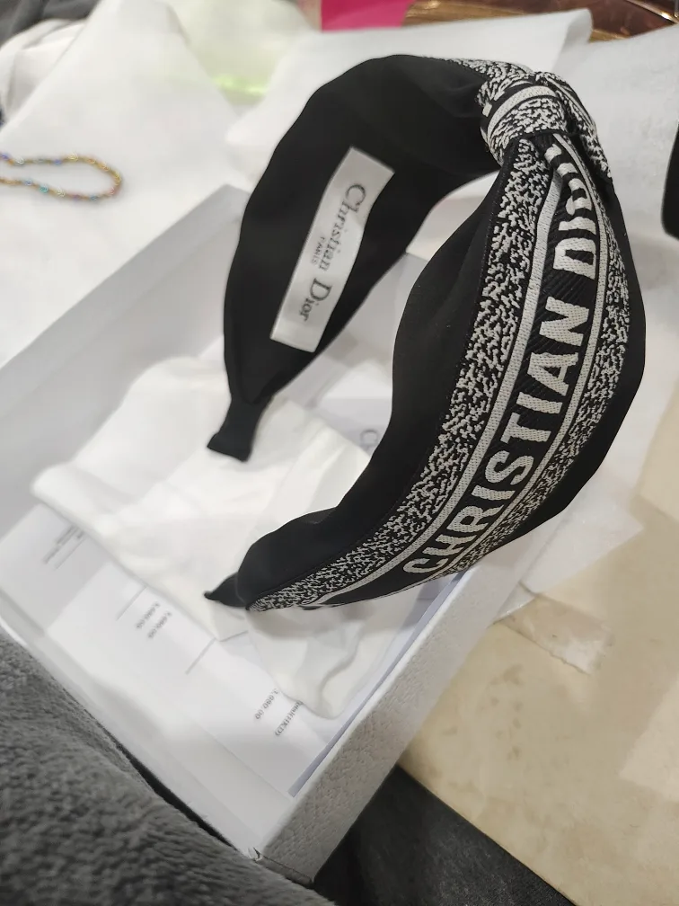 Christian Dior Black Headband image indicator(3)