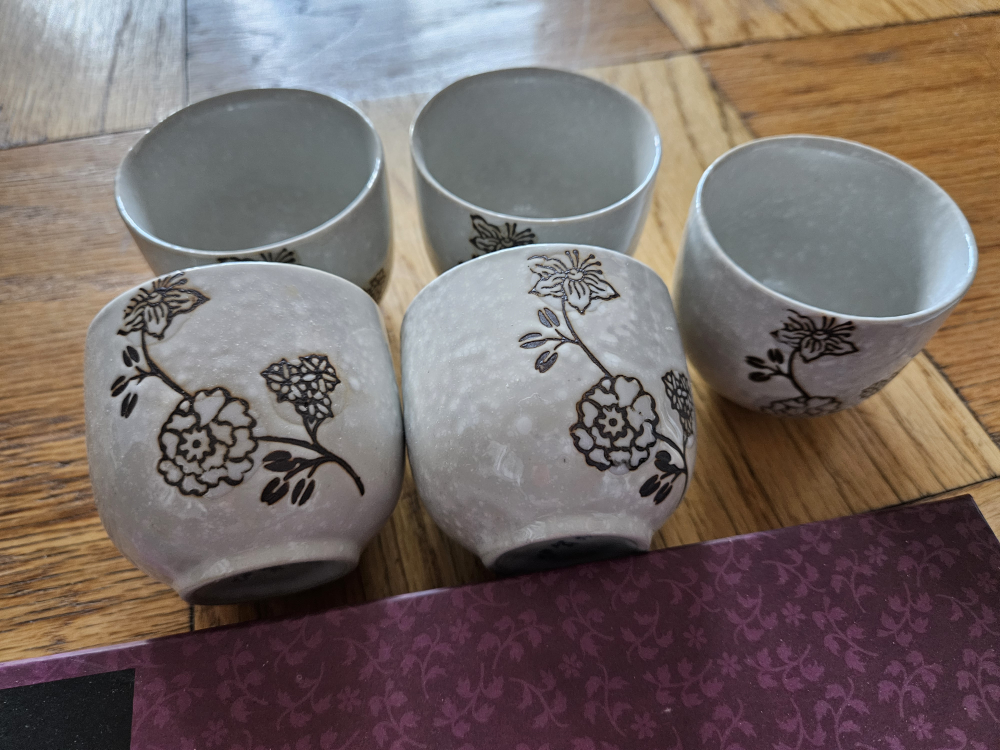 Nagoya Ye Hwa Ceramic Tea Set 5 cups and kettle - photo 3