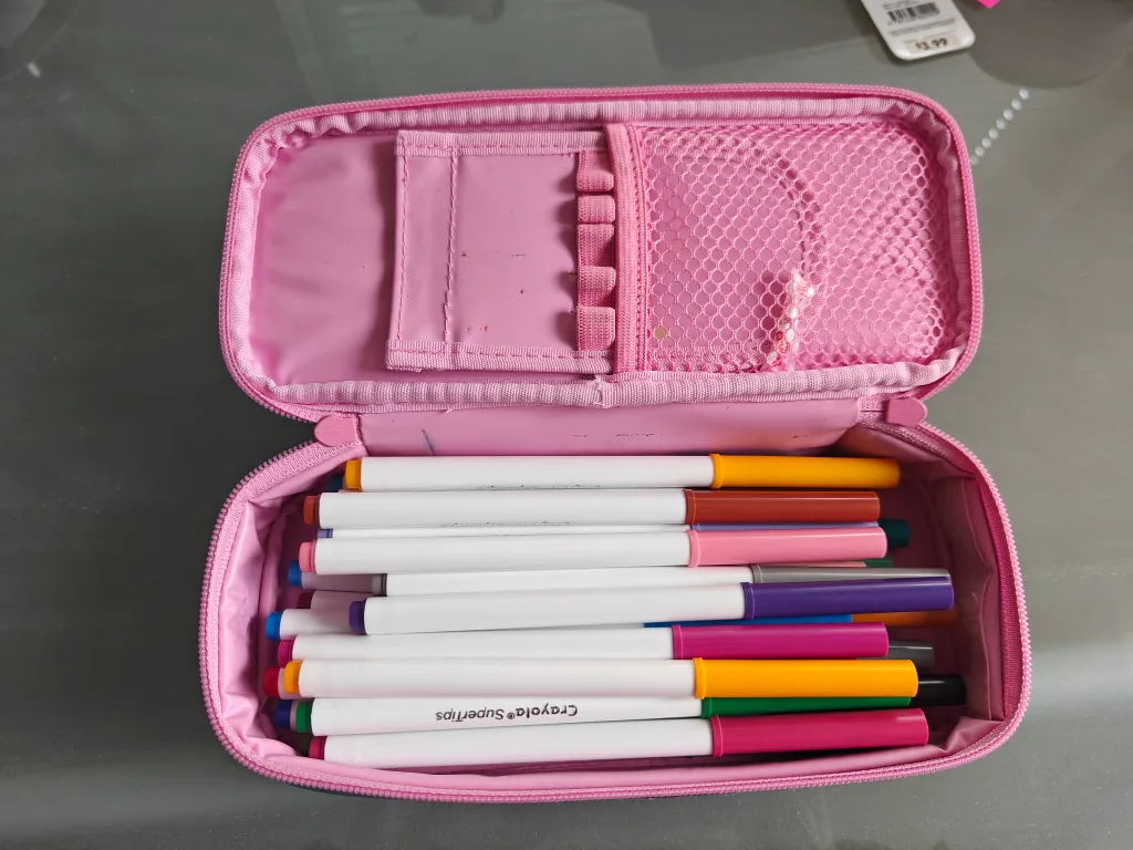 Jewelpet Pencil Case with Crayola Supertip Markers image indicator(4)