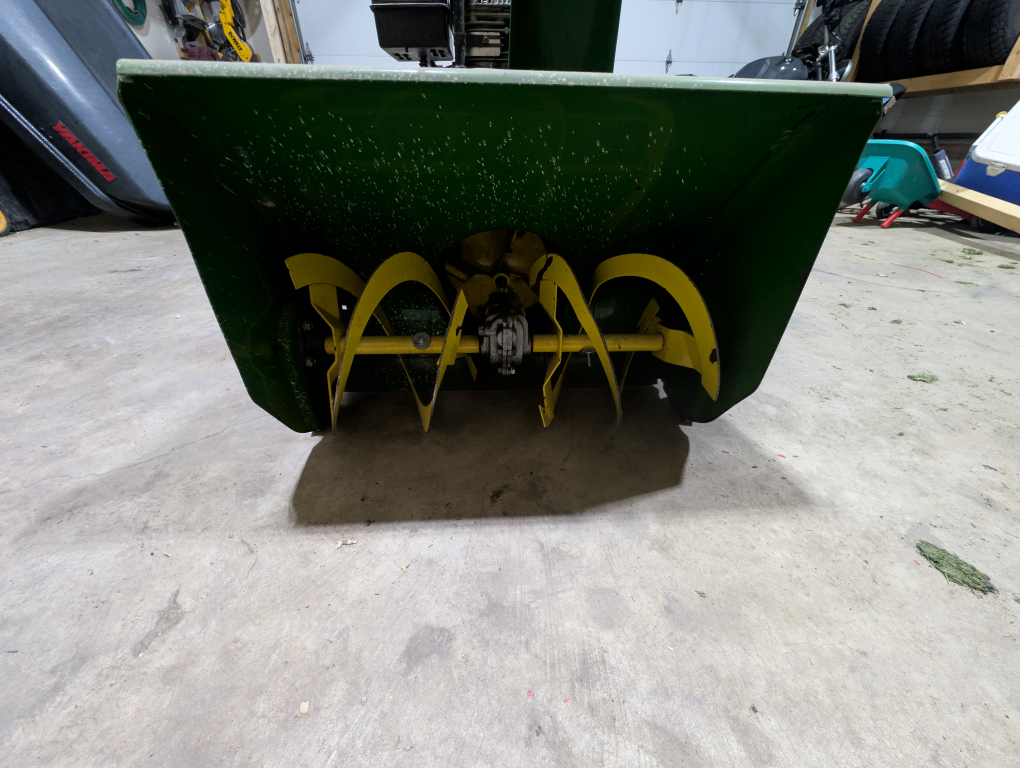 John Deere TRS22 Snowblower - photo 4