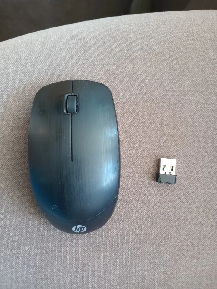 HP Wireless Mouse thumbnail