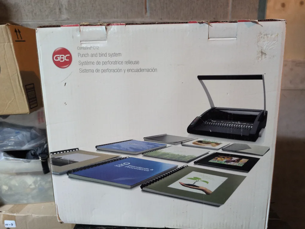 GBC CombBind C12 Binding System image indicator(2)