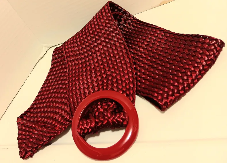 👘Le Chateau Belt - Burgundy, Size S/P-M/M👘 thumbnail