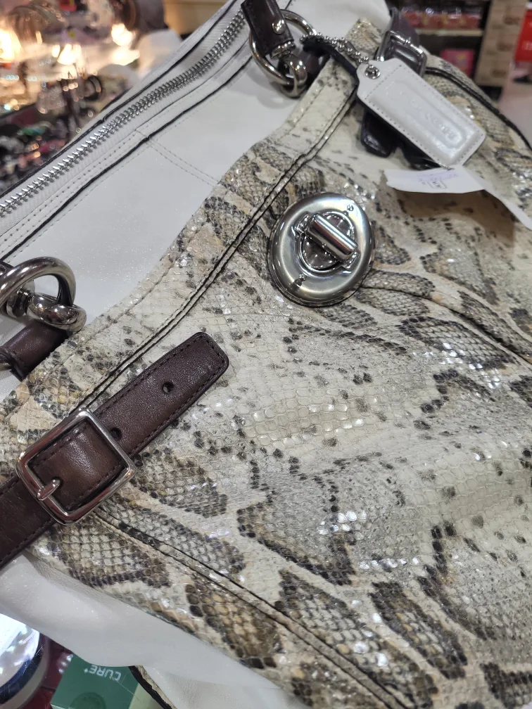 primium Coach Snakeskin Print Handbag image indicator(2)