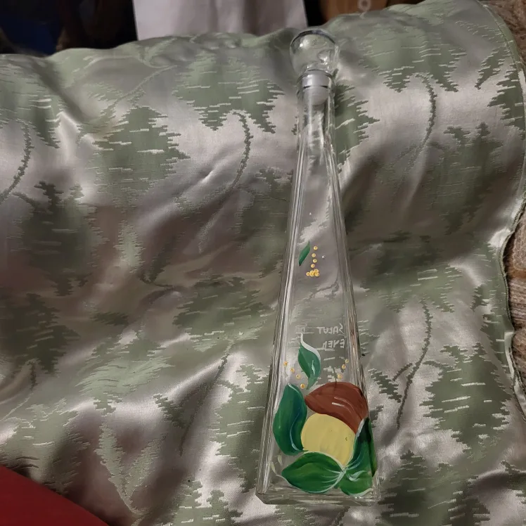 Glass Carafe Bottle with Stopper thumbnail