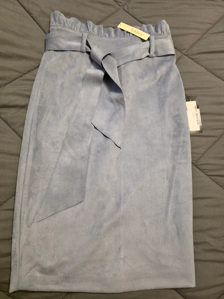 New Esley Suede Pencil Skirt - Size L thumbnail