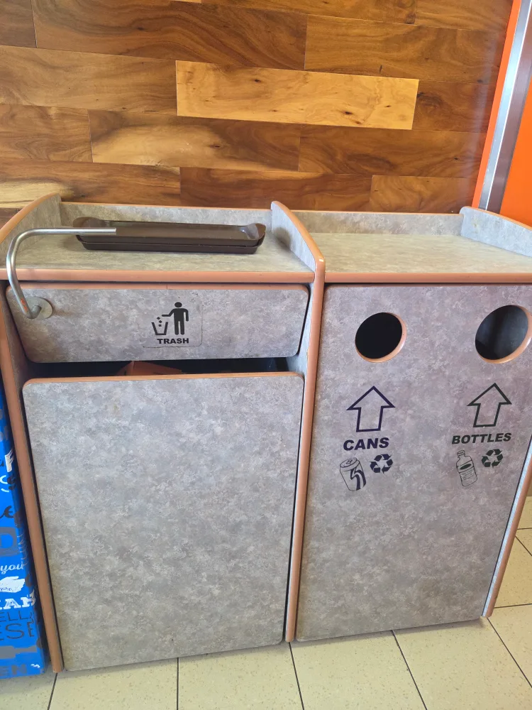 Recycling station with bins for cans and bottles thumbnail