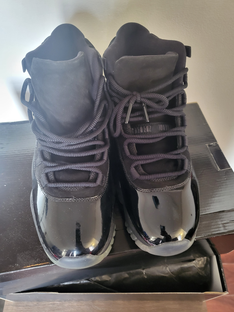 Air Jordan 11 Retro Black - Size 10 - photo 2