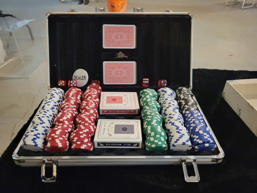 Brand New Poker Set with Case