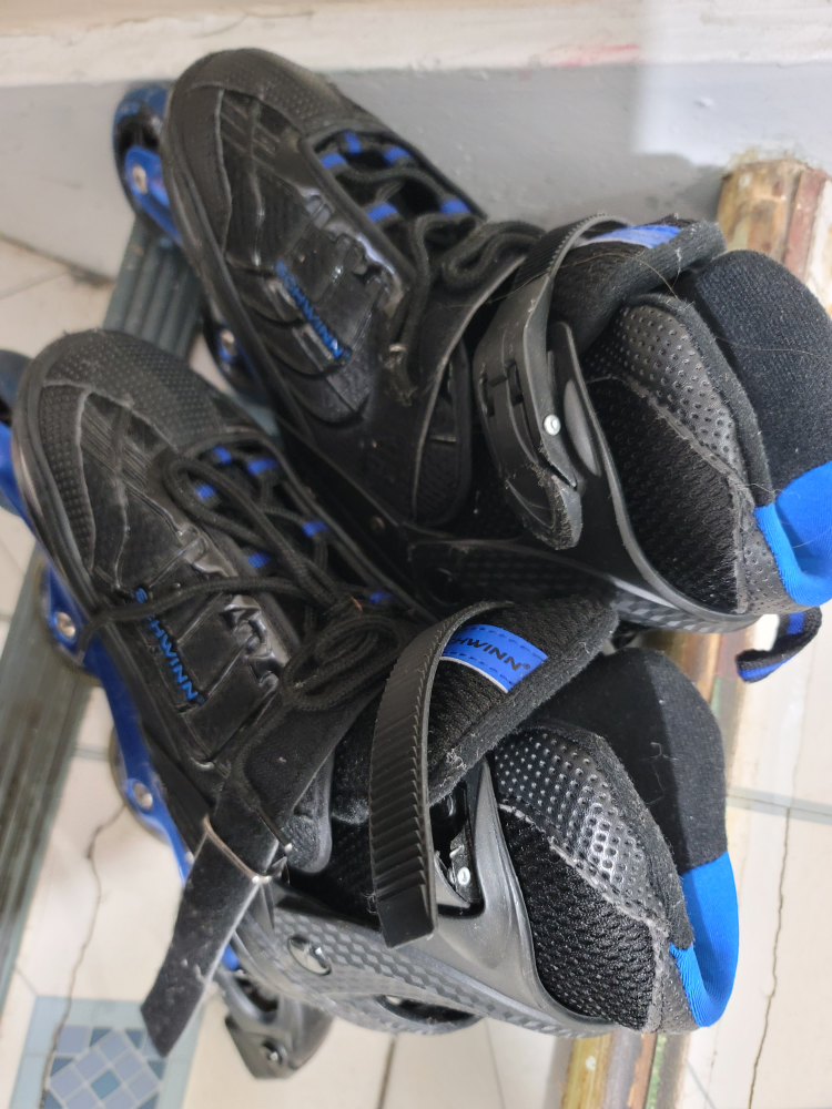 Schwinn Roller Blades - Size 8-9.5