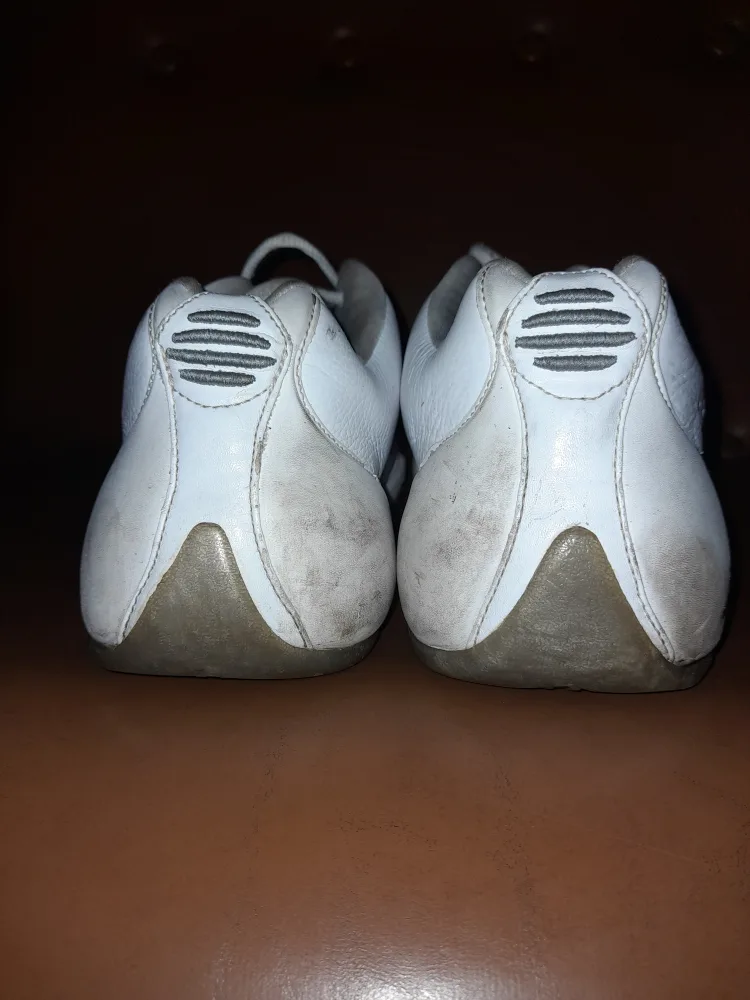 Jordan Team FBI White Shoes image indicator(2)