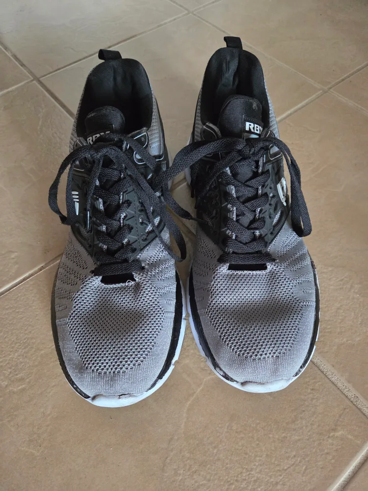 RBX Gray Running Shoes US 11 image indicator(2)