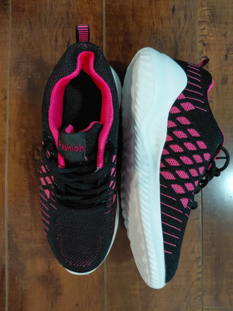 TODAY ONLY: Women's workout shoes image indicator(2)