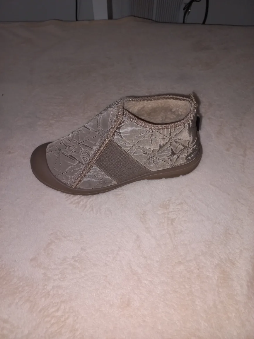 Baffin Cush Booties Size 8 image indicator(4)