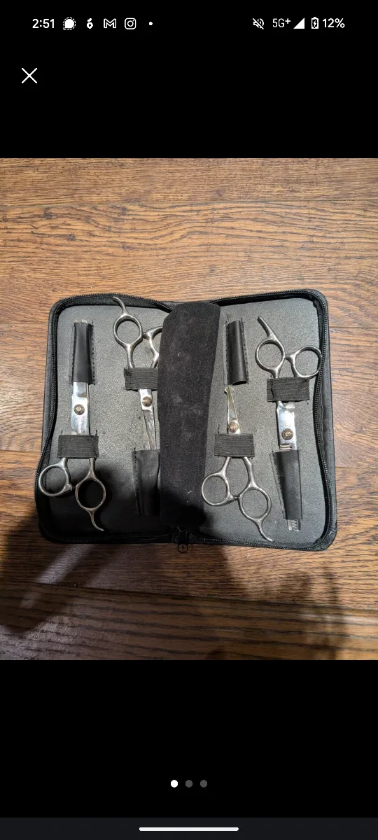Hair cutting scissors thumbnail