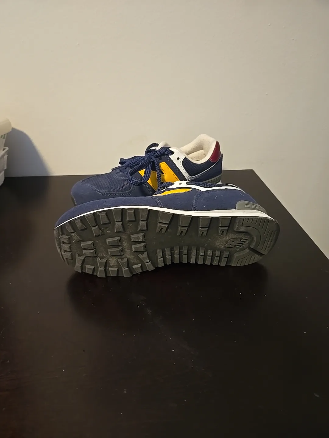 New Balance 574 Blue/Yellow Size 6.5 image indicator(2)