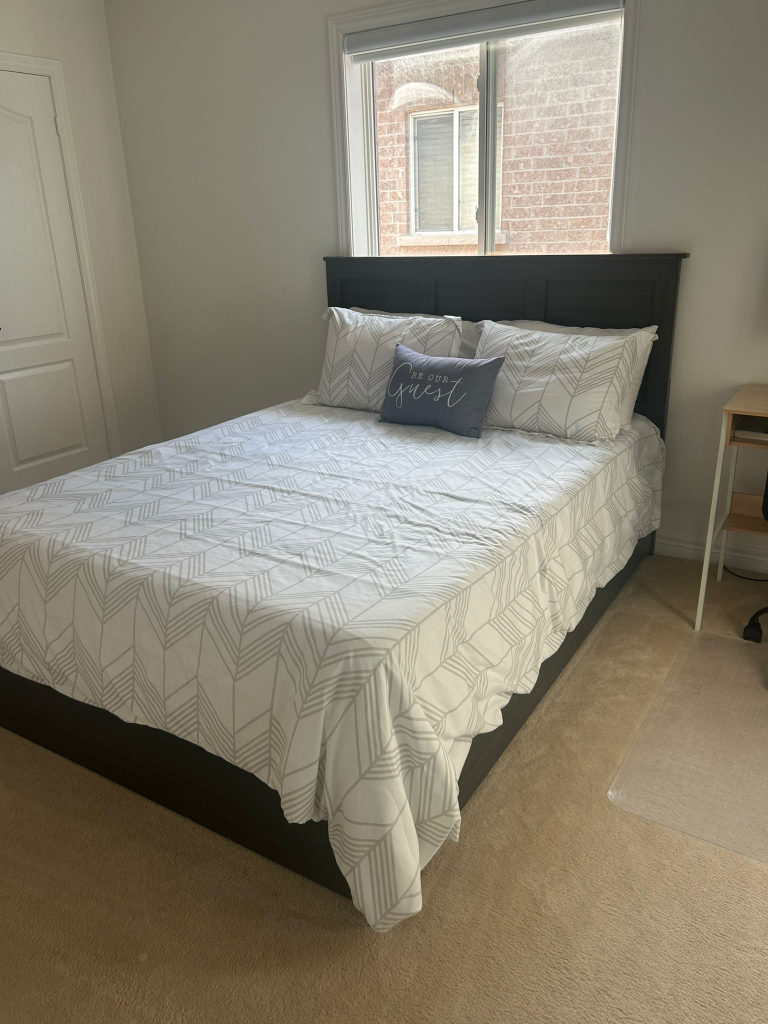 Queen Size Storage Bed with headboard