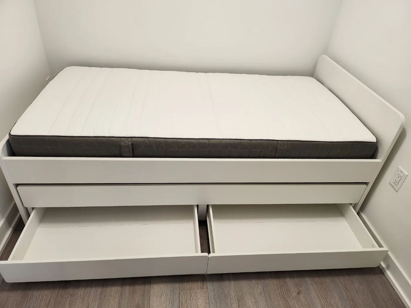 Ikea pull-out bed (SLÄKT) image indicator(3)