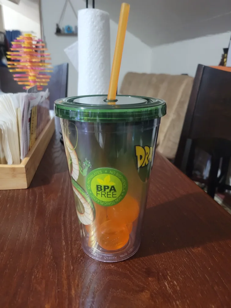 Dragon Ball Z Cup with Ice Cubes and Straw image indicator(3)