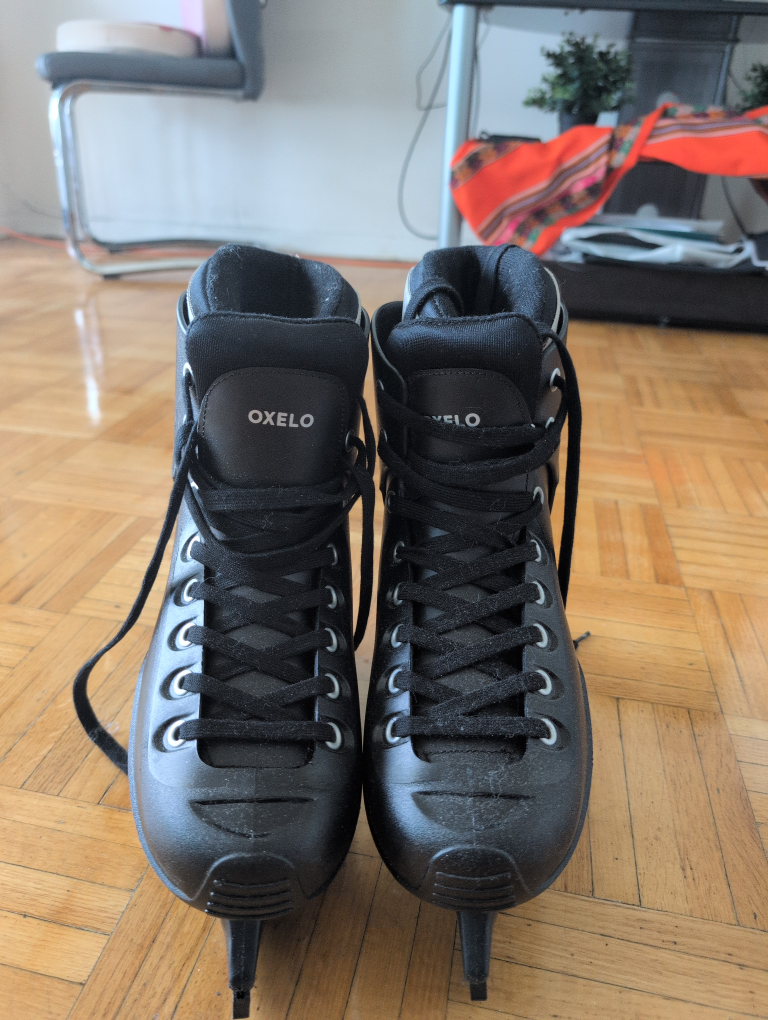 Oxelo Ice Skates - Size 43 (US 9.5)