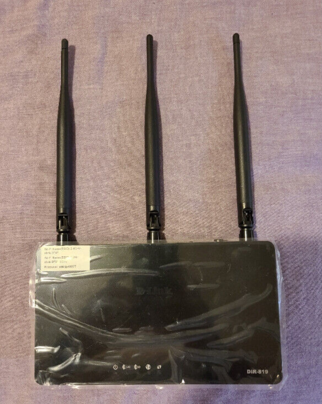 D-Link DIR-819 - wireless router
