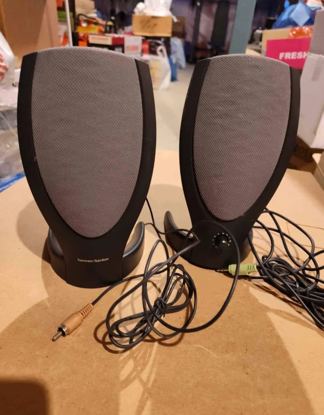 Harman Kardon Speakers thumbnail