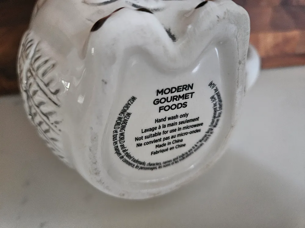 Modern Gourmet Foods Harry Potter Hedwig Mug image indicator(3)