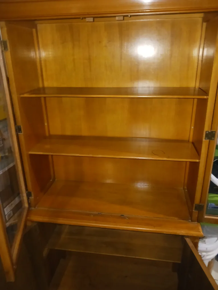 Wooden China Cabinet - 34.5 w "x 67 h" image indicator(7)