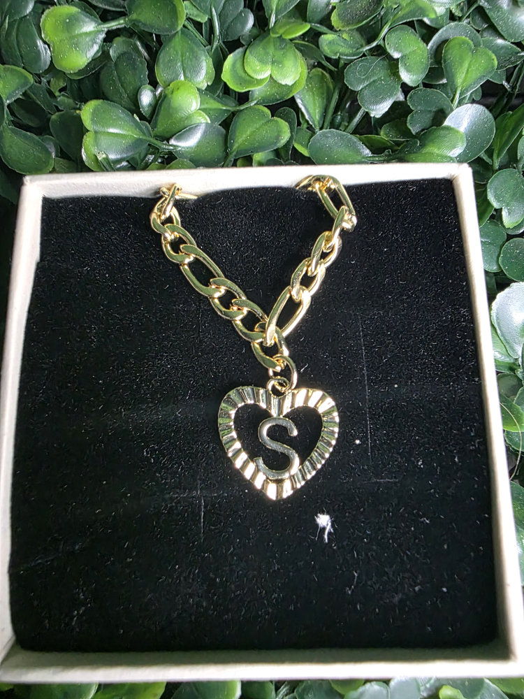 YOSOMMK Gold Heart Charm Bracelet / anklet