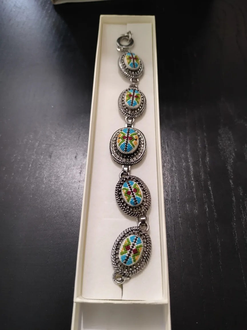 Vintage Style Silver Bracelet thumbnail
