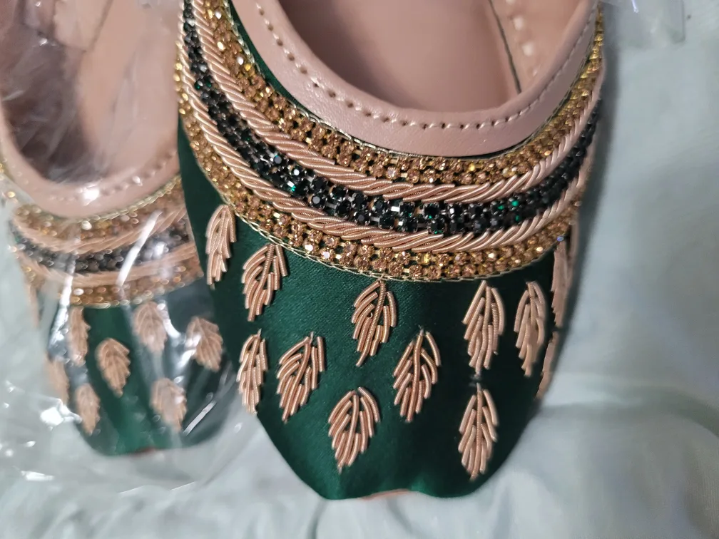 zardozi emerald green flats jutti khussa thumbnail