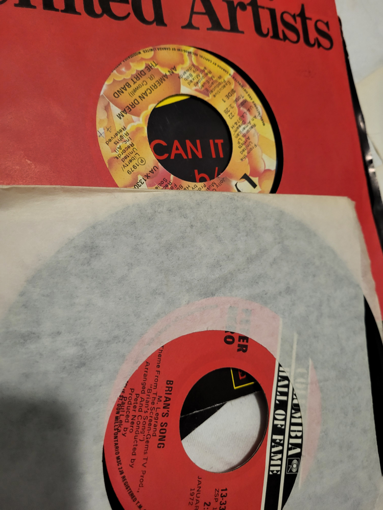 Vintage 45 RPM Record Collection - photo 2