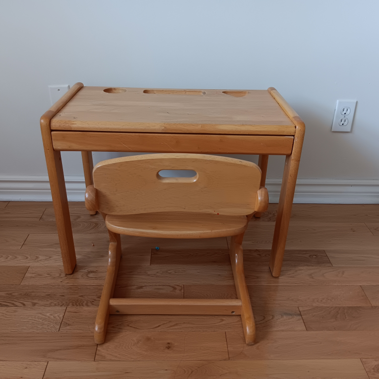 Kids table