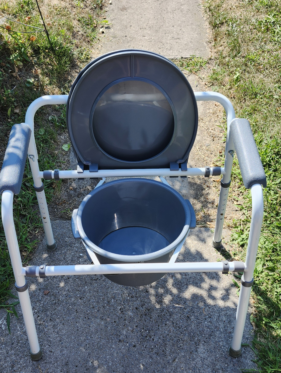 Adjustable Over Toilet Aid