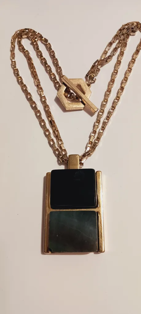 Beautiful Gold Tone Statement Necklace image indicator(2)