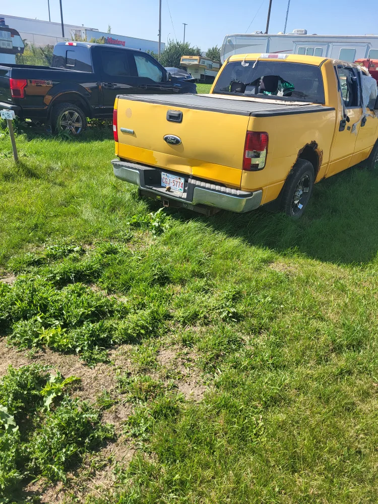 Ford F-150 Truck - Parts or Repair thumbnail