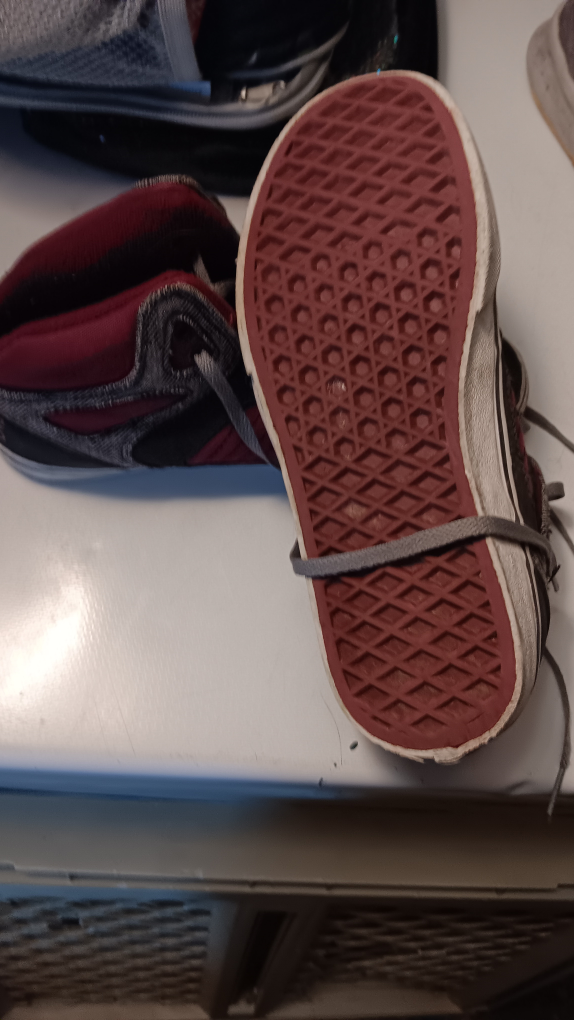 Vans High-Top Shoes for boys size 4 - photo 3