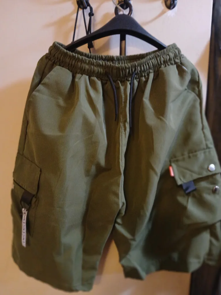 BNNU - Men's, S - XS, knee length, green, cargo shorts. thumbnail