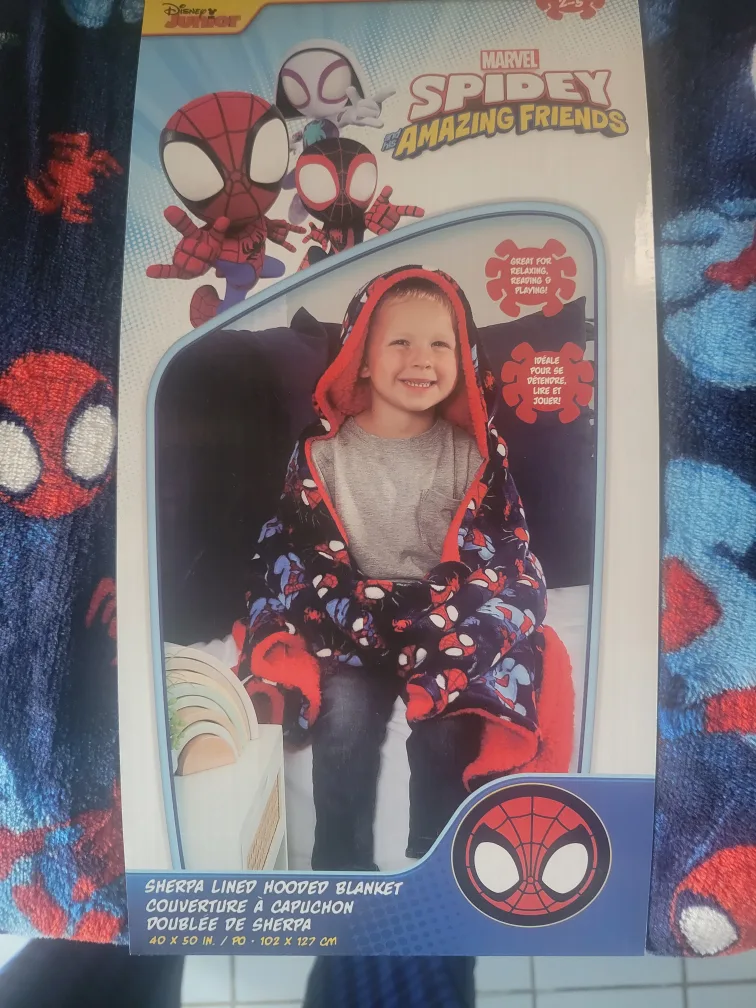 Marvel Spidey Hooded Blanket - 40 x 50 in thumbnail