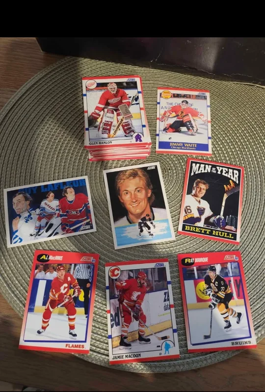 Score Vintage Hockey Trading Cards - Lot thumbnail